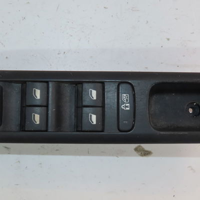 Commande lève-glace porte avant gauche Peugeot 5008 (0U_, 0E_) 1.6 hdi (2010-2017) 5 portes