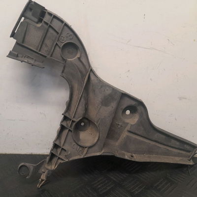 Support g pare-choc ar Audi A3 (8V1, 8VK) 2.0 tdi (2012-2017)