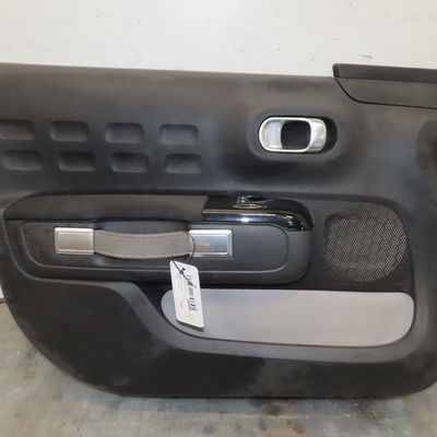 Garniture porte avg Citroën C3 III (SX) 1.2 puretech 82 (2018) 5 portes