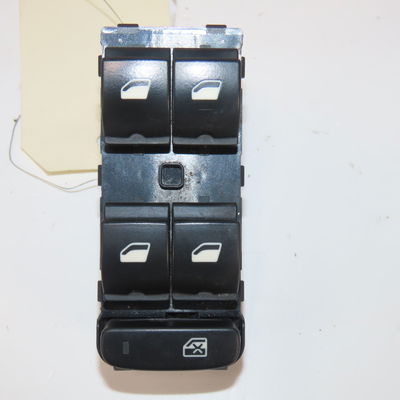 Commande lève-glace porte avant gauche Citroën C3 III (SX) 1.2 vti 82 (2016)