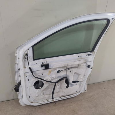 Porte avant droite Renault CLIO III Grandtour (KR0-1_) 1.5 dci (2010-2012) 5 portes