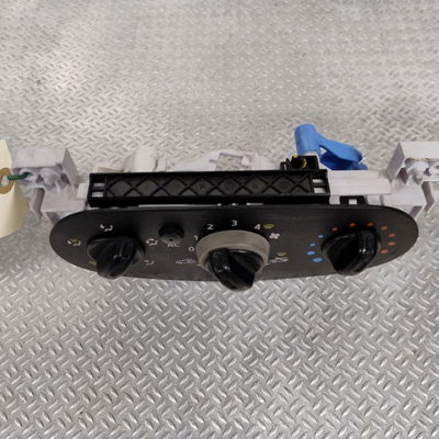 Commande de chauffage DACIA DUSTER 1  DUSTER 1 PHASE 1