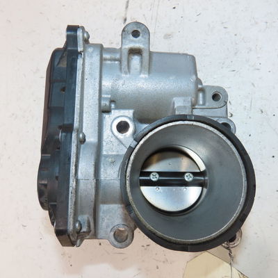Boitier papillon Renault CLIO II (BB_, CB_) 1.2 16v (bb05, bb0w, bb11, bb27, bb2t, bb2u, bb2v, cb05,... (2001-2016) 3 portes