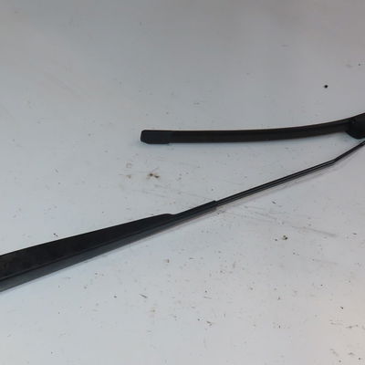 Bras essuie-glace avant droit Renault KANGOO Express (FW0-1_) 1.5 dci 90 (fw0g, fw05, fw08, fw11) (2009) 4 portes