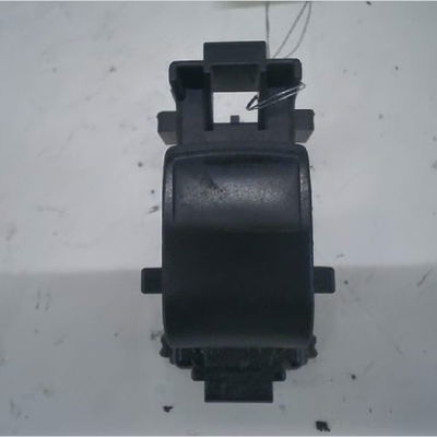 Commande lève-glace porte avant droite Toyota YARIS (_P9_) 1.4 d-4d (nlp90_) (2005-2012)
