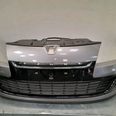 Pare-choc avant Renault MEGANE III 3-5 portes (BZ0-1_, B3_) 1.5 dci (bz09, bz0d, bz1w, bz29, bz14) (2009) 5 portes