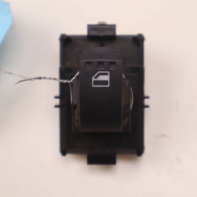 Commande lève-glace porte avant droite Daihatsu CUORE VII (L275_, L285_, L276_) 1.0 (2007)