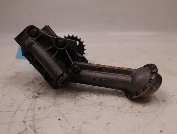 Pompe a huile Renault MEGANE III 3-5 portes (BZ0-1_, B3_) 1.5 dci (2009) 5 portes