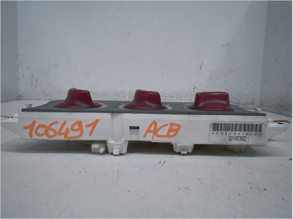 Commande de chauffage Renault TWINGO I (C06_) 1.2 (c066, c068) (1996-2007) 3 portes