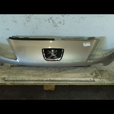 Calandre Peugeot 1007 (KM_) 1.4 hdi (2005)