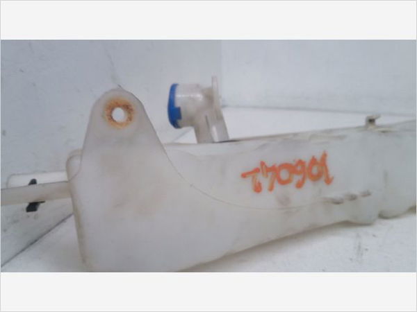 Reservoir lave-glace avant Ford FOCUS II (DA_, HCP, DP) 1.8 tdci (2005-2012)