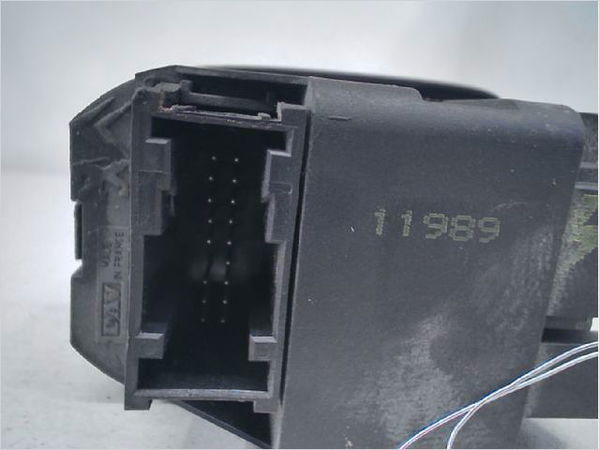 Commande lève-glace porte avant gauche Fiat SCUDO Camionnette (220_) 2.0 jtd (1999-2006)