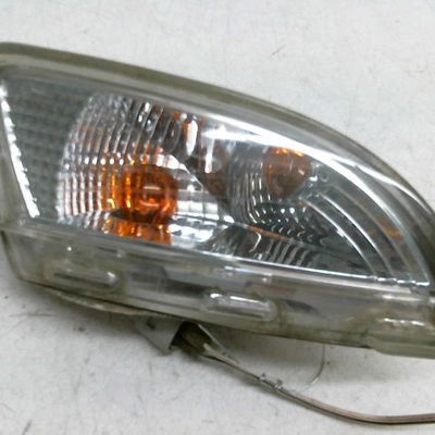 Clignotant droit Renault TWINGO II (CN0_) 1.2 16v (cn0k, cn0v) (2007) 3 portes