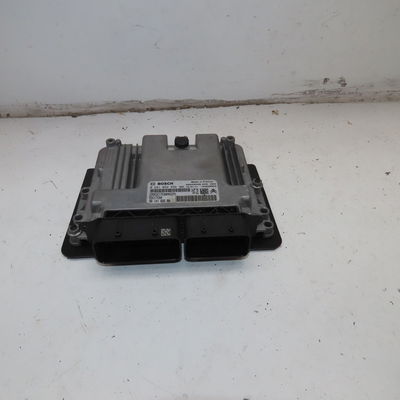 Calculateur moteur Peugeot PARTNER TEPEE 1.6 bluehdi 100 (2014)