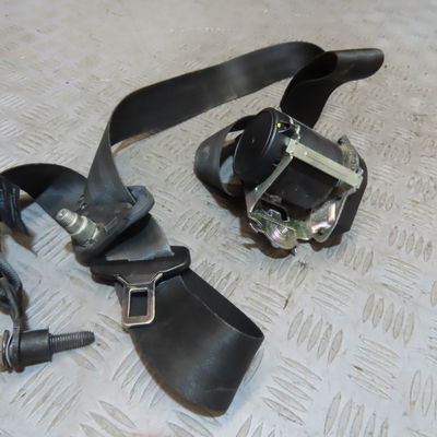 Ceinture avant gauche Dacia SANDERO II 1.5 dci (2012) 5 portes