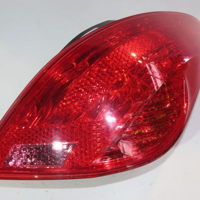 Feu arrière droit Peugeot 308 I (4A_, 4C_) 1.6 hdi (2007-2014) 5 portes