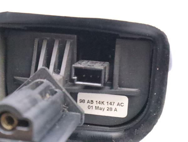 Commande autoradio Ford FOCUS I Clipper (DNW) 1.8 turbo di - tddi (1999-2004)
