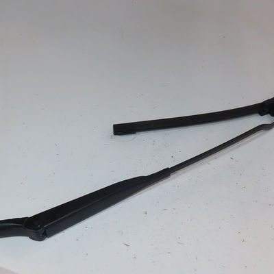 Bras essuie-glace avant gauche Audi A4 B5 (8D2) 1.9 di (1995-2000)