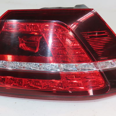 Feu arrière droit Volkswagen GOLF VII (5G1, BQ1, BE1, BE2) 1.6 tdi (2012-2017)