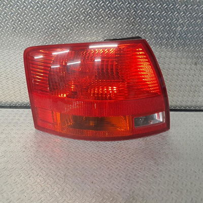 Feu arrière gauche Audi A4 B7 Avant (8ED) 1.9 tdi (2004-2008)