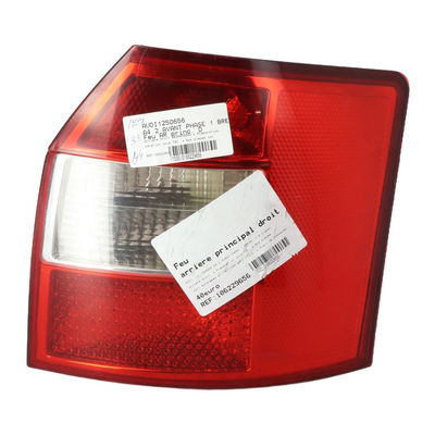 Feu arrière droit Audi A4 B6 Avant (8E5) 1.9 tdi (2001-2004)