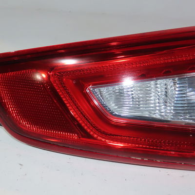 Feu arrière intérieur droit Nissan QASHQAI II SUV (J11, J11_) 1.5 dci (2013) 5 portes