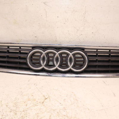 Calandre Audi A4 B5 Avant (8D5) 1.9 tdi (1996-2001)