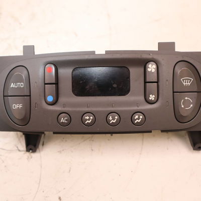 Commande de chauffage Renault SCÉNIC I Monospace (JA0-1_, FA0_) 1.9 dci (ja05, ja1f) (1999-2003) 5 portes