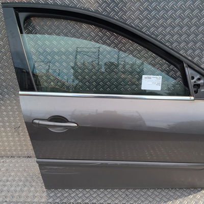 Porte avant droite Renault LAGUNA III (BT0-1) 2.0 dci (bt07, bt0j, bt14, bt1a, bt1s) (2007-2015) 5 portes
