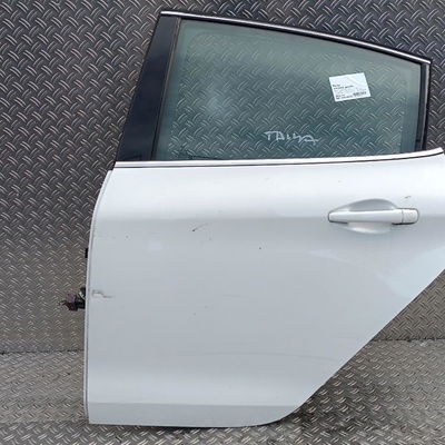 Porte arrière gauche Peugeot 208 I (CA_, CC_) 1.6 bluehdi 100 (2015) 5 portes