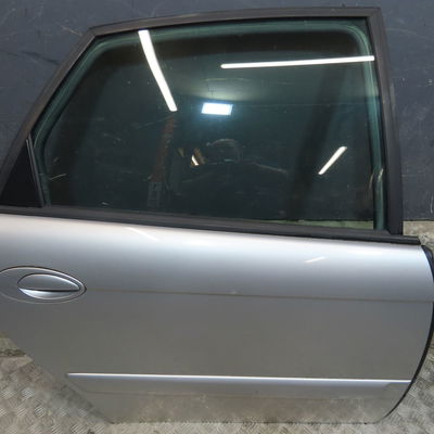 Porte arrière droite Citroën C5 II (RC_) 1.6 hdi (rc8hzb) (2004-2008)