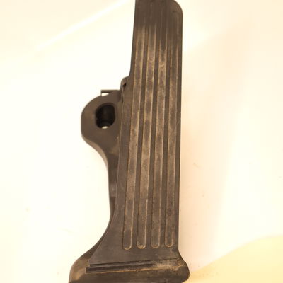 Pedale accelerateur Volkswagen PASSAT CC B6 (357) 2.0 tdi (2008-2012)