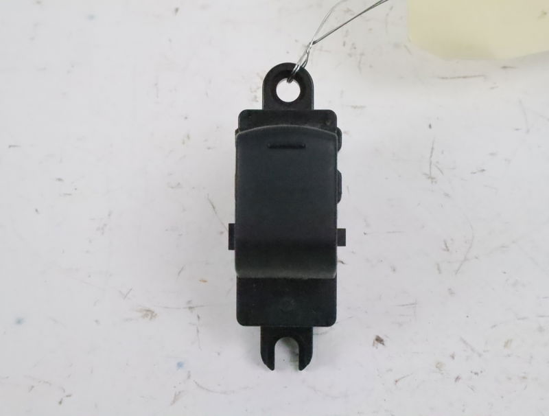 Commande leve-glace porte arrière gauche Nissan NOTE (E11, NE11) 1.5 dci (2010-2012)