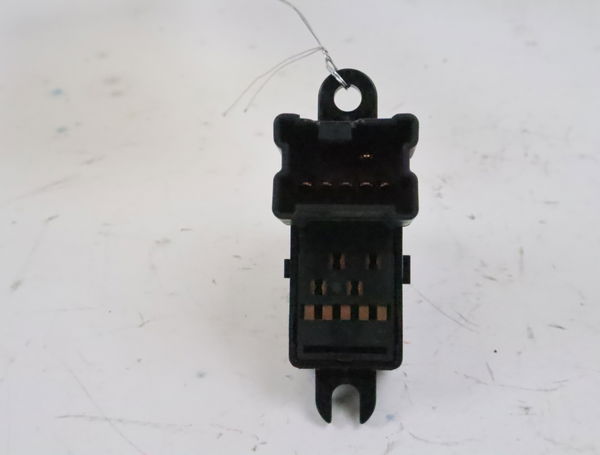 Commande leve-glace porte arrière gauche Nissan NOTE (E11, NE11) 1.5 dci (2010-2012)