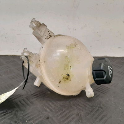 Vase expansion Peugeot 208 I (CA_, CC_) 1.2 vti 82 (2012)