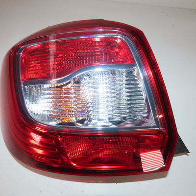 Feu arrière gauche Dacia SANDERO II 1.2 (2012)