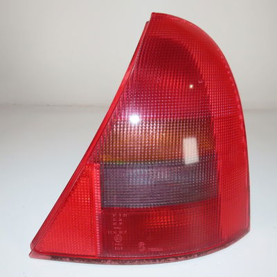Feu arrière droit Renault CLIO II (BB_, CB_) 1.4 (b-cb0c, b-cb0s) (1998-2005)