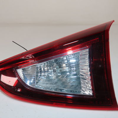 Feu arrière intérieur droit Mazda 2 (DL, DJ) 1.5 skyactiv-g (2014)