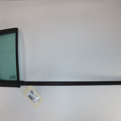 Glace fixe porte ar d Renault CLIO III (BR0-1, CR0-1) 1.2 16v (br02, br0j, br11, cr02, cr0j, cr11) (2005-2014) 5 portes