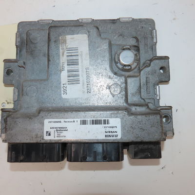 Calculateur moteur Renault MASTER III Camionnette (FV) 2.3 dci 150 fwd (fv0f, fv03) (2013)