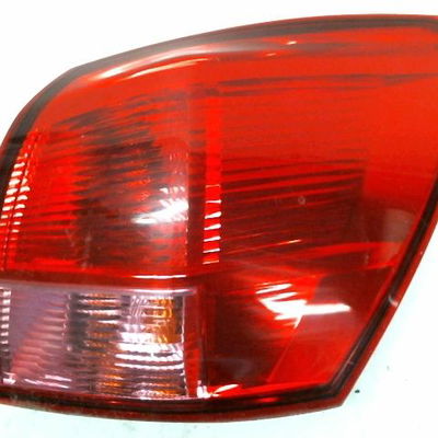 Feu arrière droit Nissan QASHQAI - QASHQAI 2 I (J10, NJ10, JJ10E) 2.0 dci traction intégrale (2007-2013) 5 portes