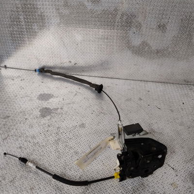 Serrure porte avd Audi A1 (8X1, 8XK) 1.6 tdi (2011-2015)