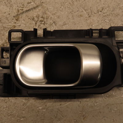 Poignee int porte avd Citroën C3 III (SX) 1.6 bluehdi 75 (2016)