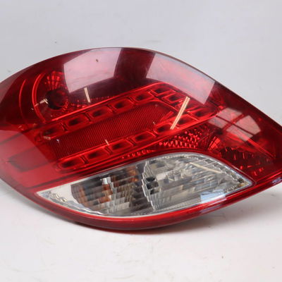 Feu arrière gauche Peugeot 207-207 (WA_, WC_) 1.6 hdi (2006-2013) 5 portes
