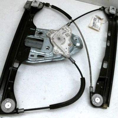 Mecanismemoteur leve-glace avg Mercedes-benz CLASSE C (W203) C 200 cdi (203.004) (2000-2003) 4 portes