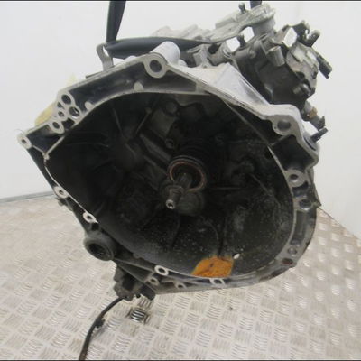 Boîte à vitesse mecanique Peugeot 2008 I (CU_) 1.6 bluehdi 120 (2014) 5 portes