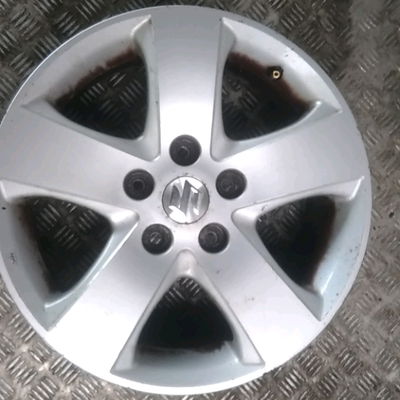 Jante aluminium Suzuki GRAND VITARA II (JT, TE, TD) 1.9 ddis traction intégrale (jt419, td44, jb419wd,... (2005-2015)