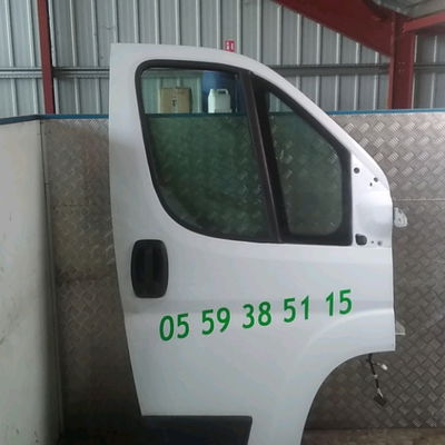 Porte avant droite Peugeot BOXER Camionnette 2.2 bluehdi 120 (2019)