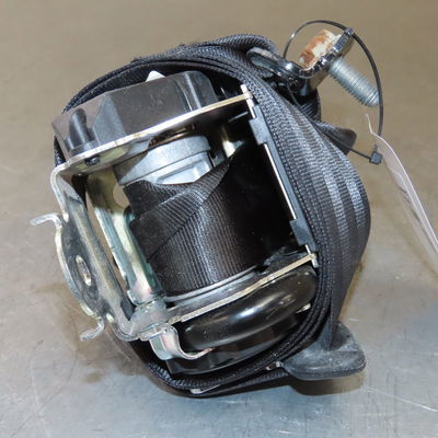 Ceinture arrière gauche Renault MEGANE IV 3-5 portes (B9A-M-N_) 1.5 dci 110 (b9a3) (2015)