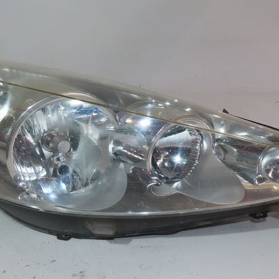 Phare droit Peugeot 206 (2L_, 2M_) 1.4 hdi eco 70 (2009-2013) 5 portes
